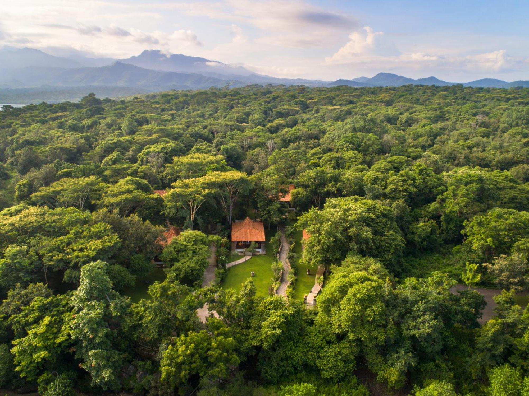 Plataran Menjangan Resort And Spa - Chse Certified Banyuwedang Εξωτερικό φωτογραφία